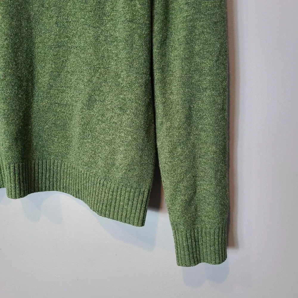 Land's End Mens Lambswool Sweater in size Large Tall LT Wool Green